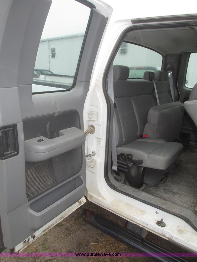 image for item H4703 2008 Ford F150 XL SuperCab pickup truck