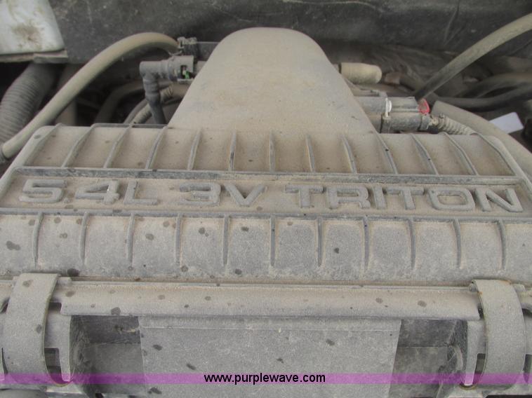 image for item H4703 2008 Ford F150 XL SuperCab pickup truck