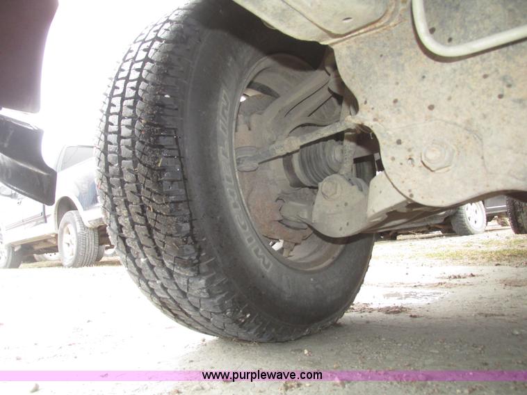 image for item H4703 2008 Ford F150 XL SuperCab pickup truck