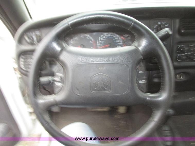 image for item H4704 2001 Dodge Ram 1500 Quad Cab pickup truck