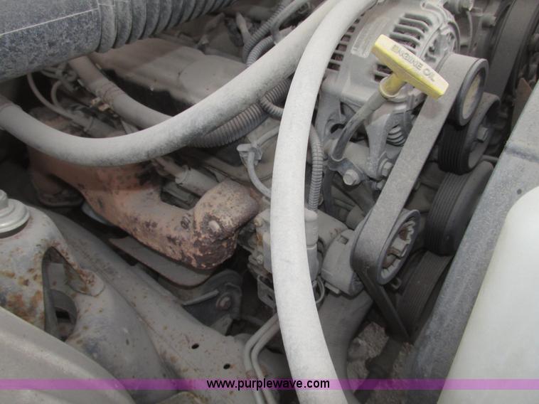 image for item H4704 2001 Dodge Ram 1500 Quad Cab pickup truck