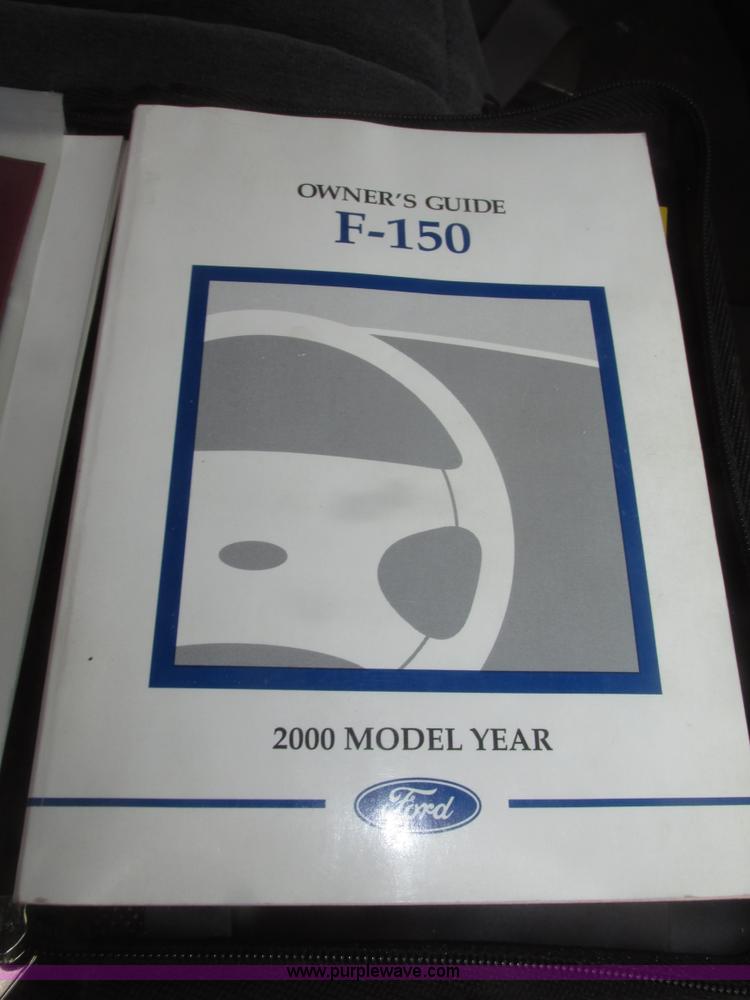 image for item H4705 2000 Ford F150 XLT SuperCab pickup truck