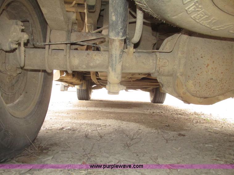 image for item H4705 2000 Ford F150 XLT SuperCab pickup truck