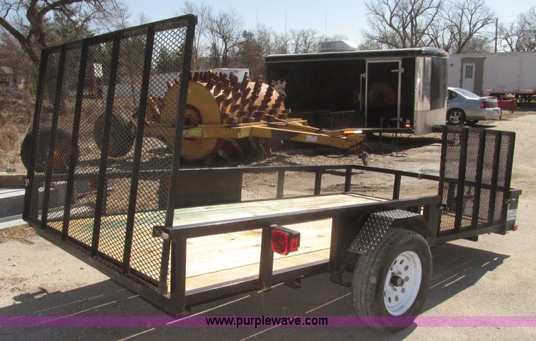 image for item H4707 2015 Topline JTW-12 utility trailer