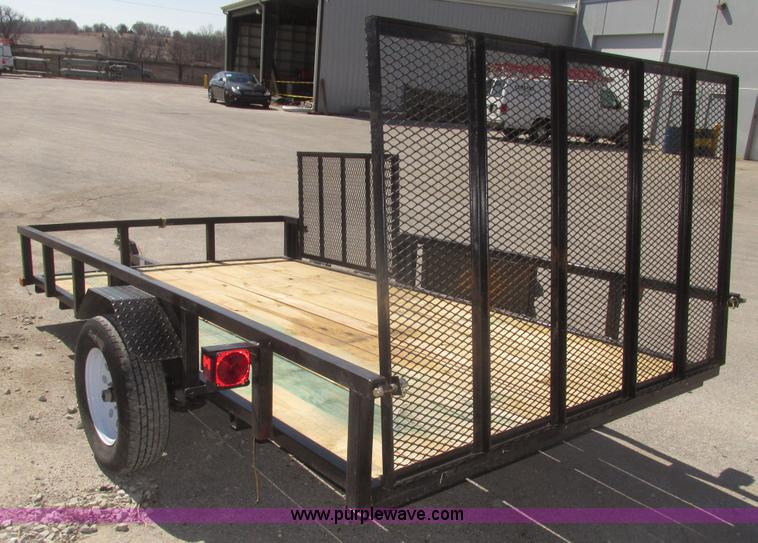 image for item H4707 2015 Topline JTW-12 utility trailer