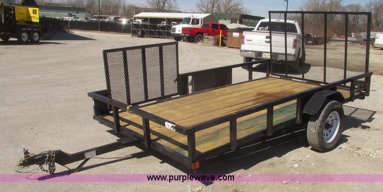 image for item H4707 2015 Topline JTW-12 utility trailer