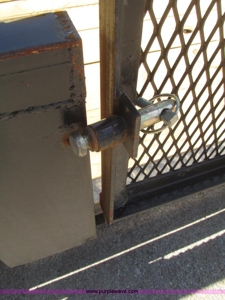 image for item H4707 2015 Topline JTW-12 utility trailer