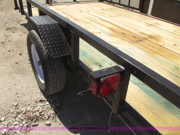 image for item H4707 2015 Topline JTW-12 utility trailer