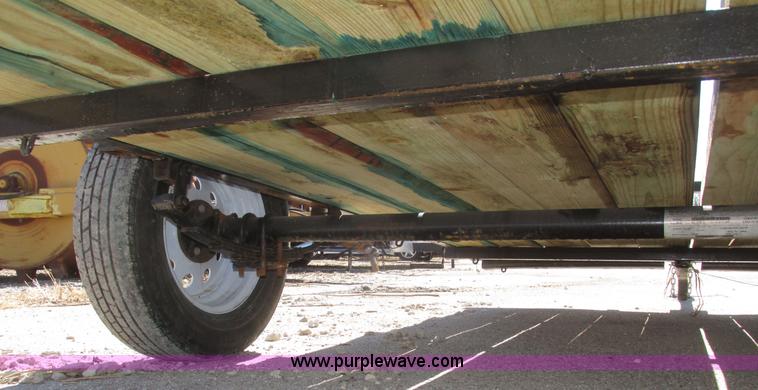 image for item H4707 2015 Topline JTW-12 utility trailer