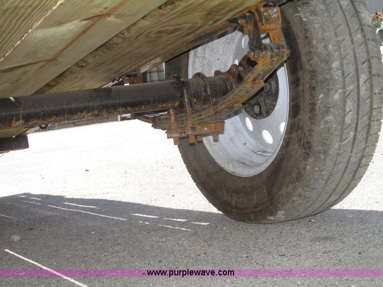 image for item H4707 2015 Topline JTW-12 utility trailer