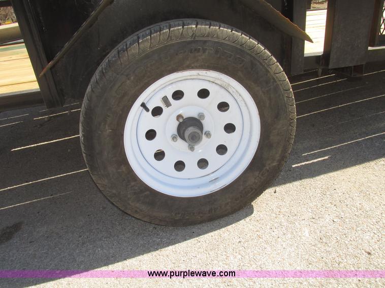 image for item H4707 2015 Topline JTW-12 utility trailer