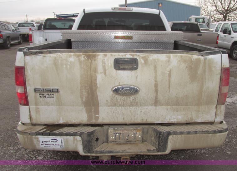 image for item H4711 2007 Ford F150 FX4 SuperCab pickup truck