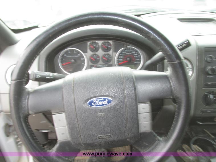 image for item H4711 2007 Ford F150 FX4 SuperCab pickup truck