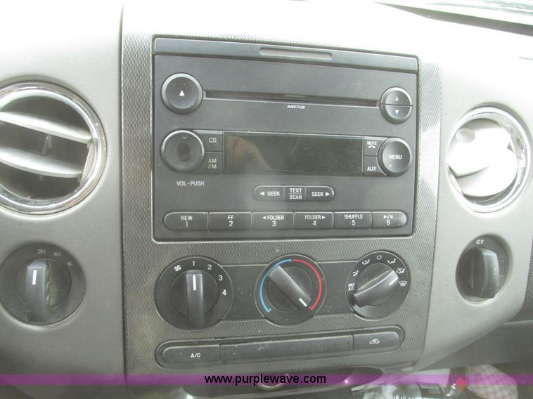 image for item H4711 2007 Ford F150 FX4 SuperCab pickup truck