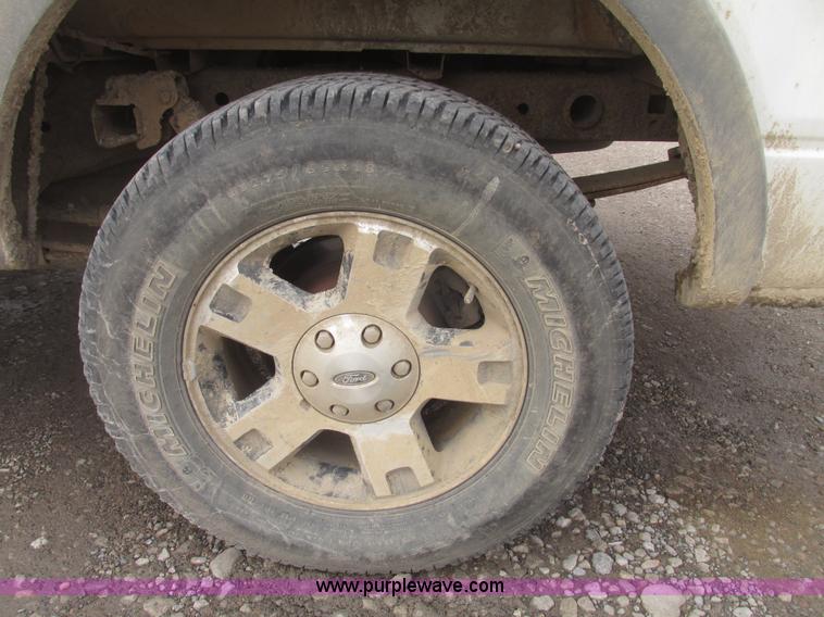 image for item H4711 2007 Ford F150 FX4 SuperCab pickup truck