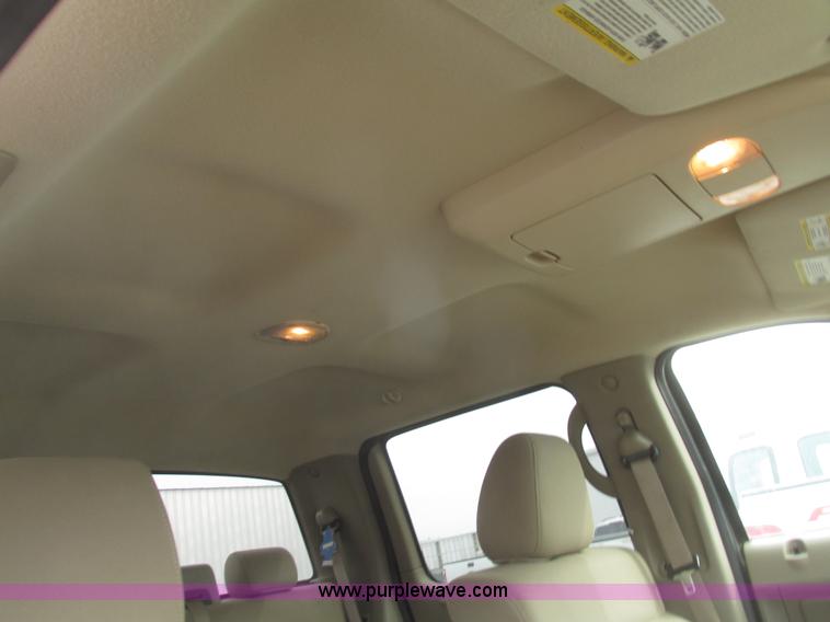 image for item H4713 2005 Ford F150 XLT SuperCrew pickup truck