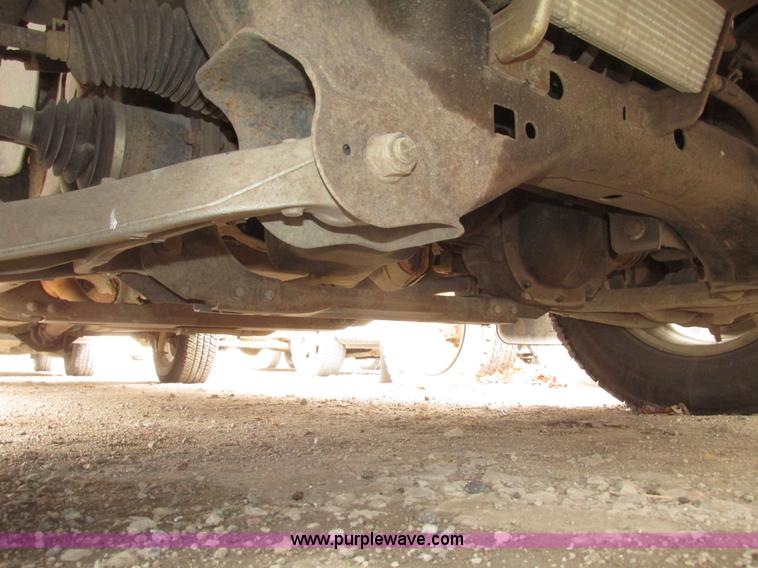 image for item H4714 2004 Ford F150 XLT SuperCab pickup truck