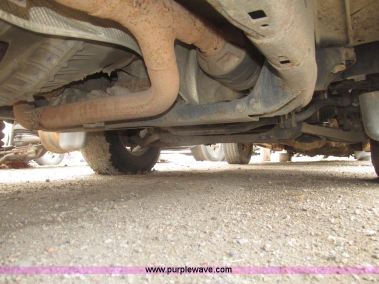 image for item H4714 2004 Ford F150 XLT SuperCab pickup truck