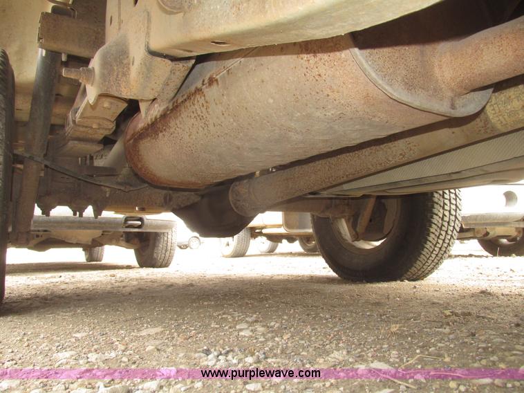 image for item H4714 2004 Ford F150 XLT SuperCab pickup truck