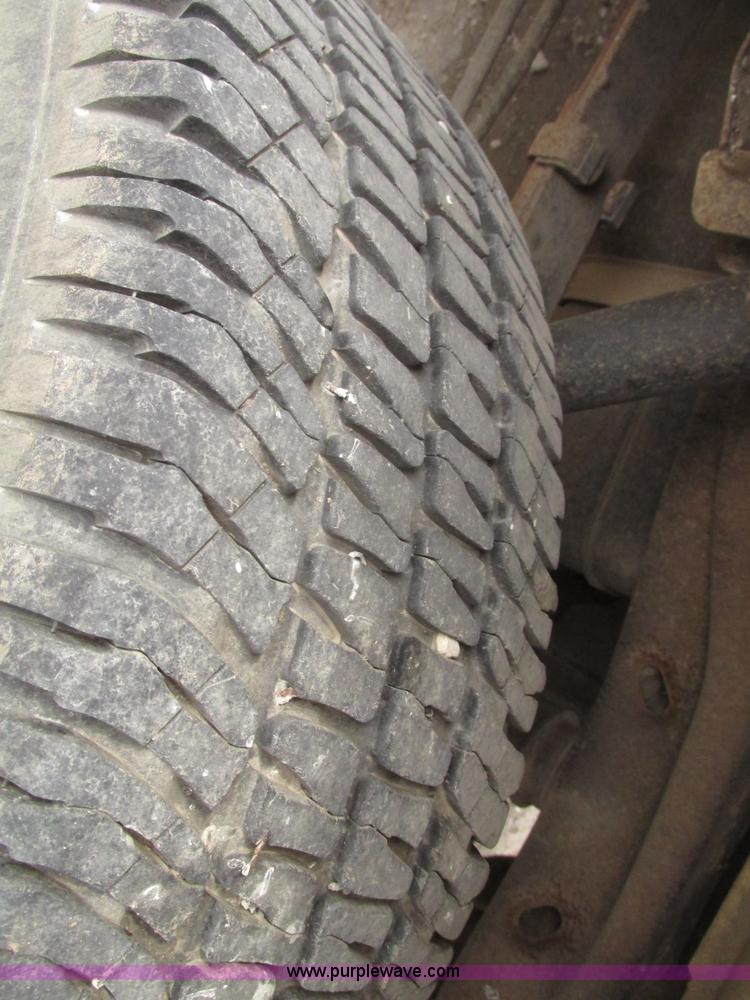 image for item H4714 2004 Ford F150 XLT SuperCab pickup truck