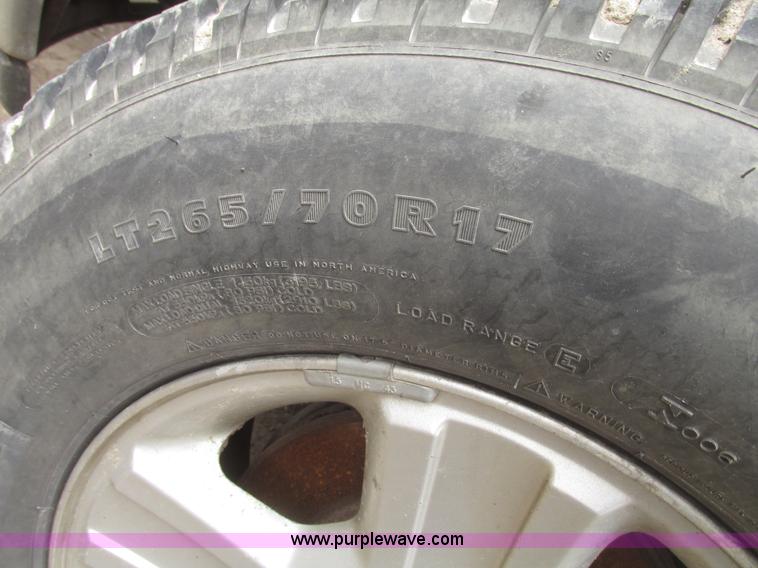 image for item H4714 2004 Ford F150 XLT SuperCab pickup truck