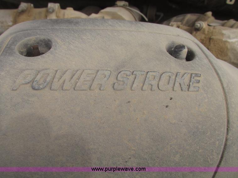 image for item H4715 2002 Ford F250 Super Duty XLT Crew Cab pickup truck