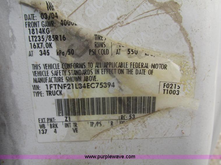 image for item H4716 2004 Ford F250 Super Duty XL pickup truck