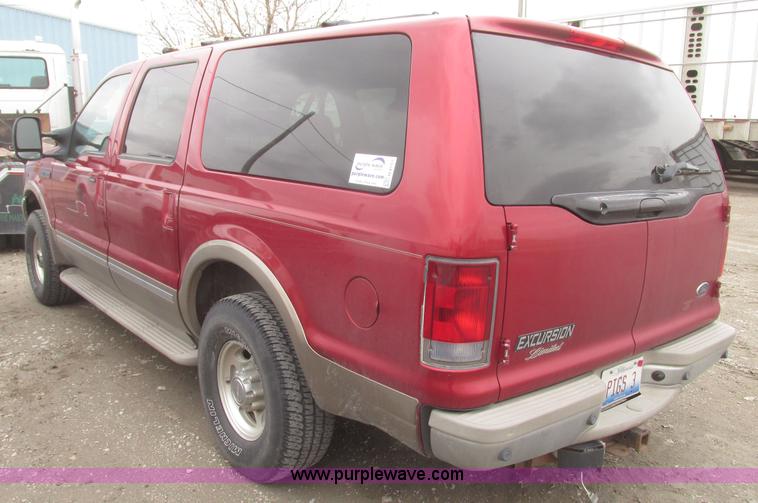 image for item H4717 2002 Ford Excursion Limited SUV