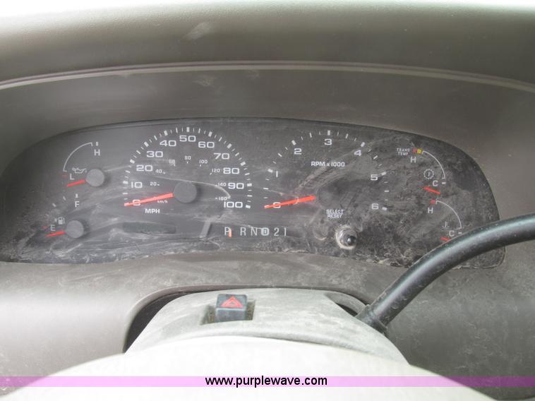 image for item H4717 2002 Ford Excursion Limited SUV