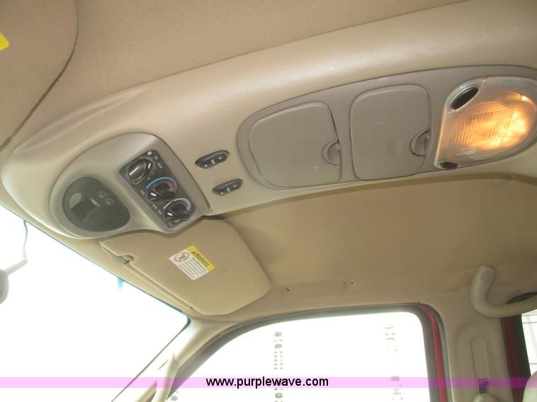 image for item H4717 2002 Ford Excursion Limited SUV