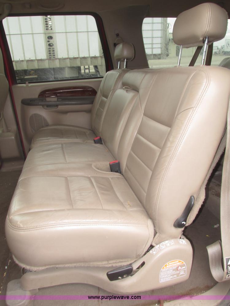 image for item H4717 2002 Ford Excursion Limited SUV