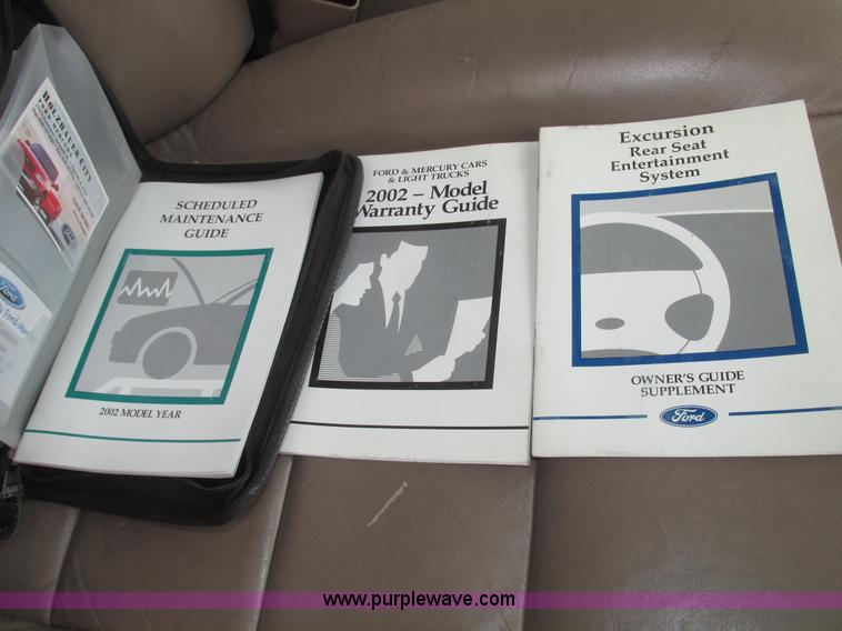 image for item H4717 2002 Ford Excursion Limited SUV