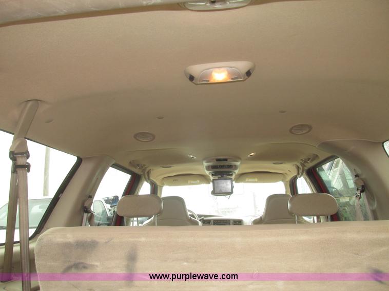 image for item H4717 2002 Ford Excursion Limited SUV