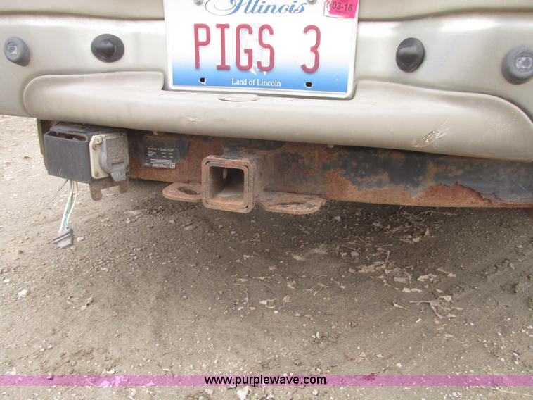 image for item H4717 2002 Ford Excursion Limited SUV