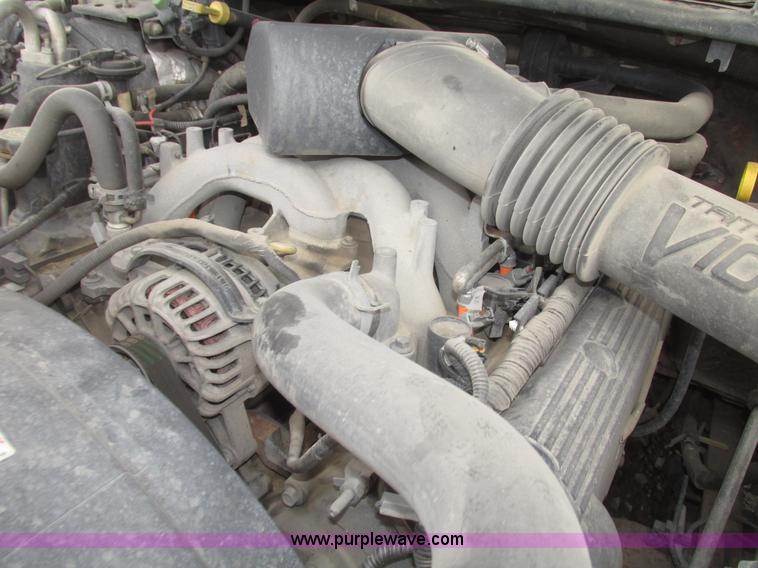 image for item H4717 2002 Ford Excursion Limited SUV