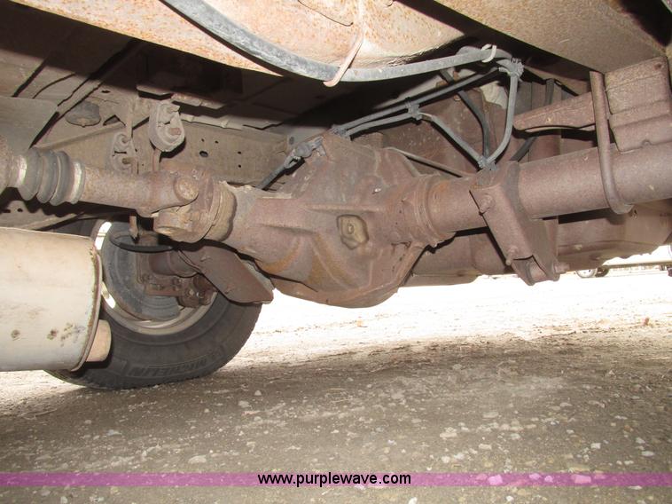 image for item H4717 2002 Ford Excursion Limited SUV