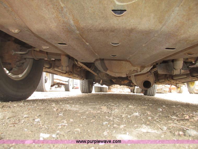 image for item H4717 2002 Ford Excursion Limited SUV