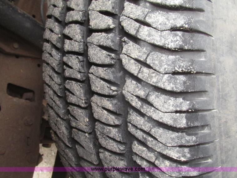 image for item H4717 2002 Ford Excursion Limited SUV