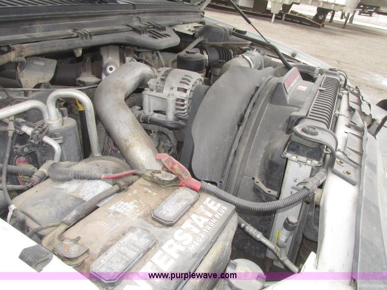 image for item H4718 2005 Ford F350 Super Duty XL SuperCab pickup truck