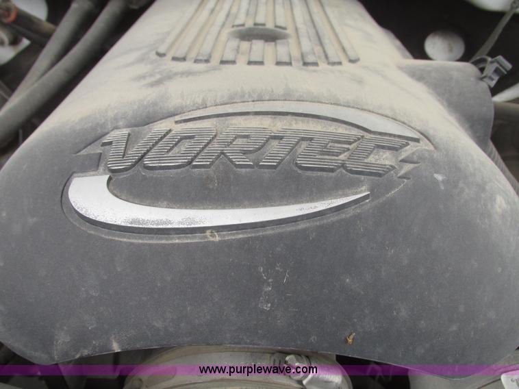 image for item H4725 2003 Chevrolet Silverado 1500 LS Ext. cab pickup truck