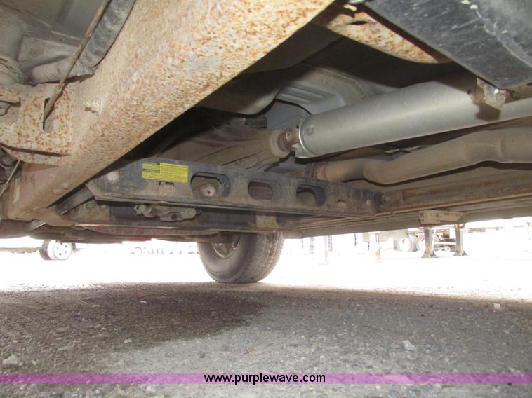 image for item H4725 2003 Chevrolet Silverado 1500 LS Ext. cab pickup truck