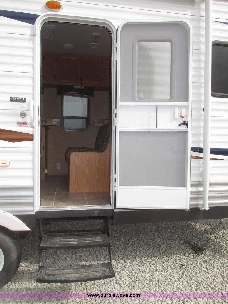 image for item H4731 2011 Heartland Trail Runner 22 camper