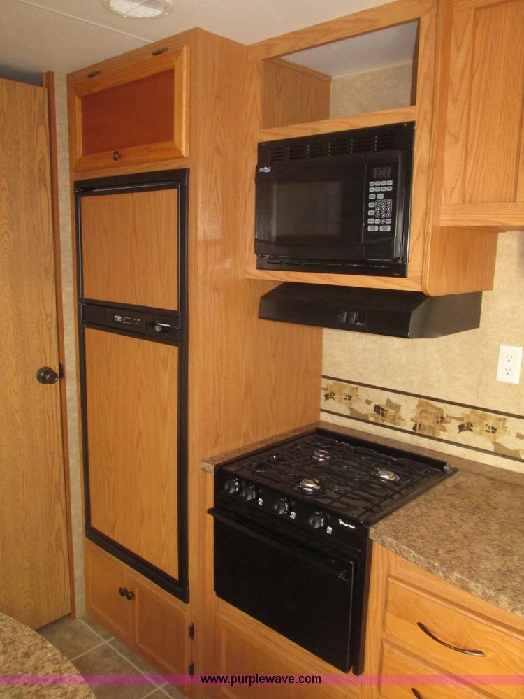 image for item H4731 2011 Heartland Trail Runner 22 camper