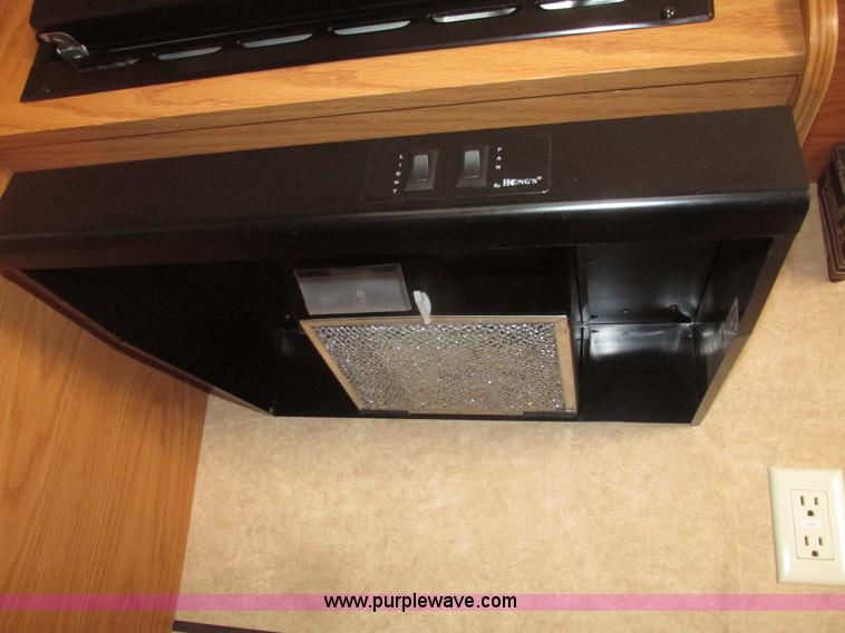 image for item H4731 2011 Heartland Trail Runner 22 camper