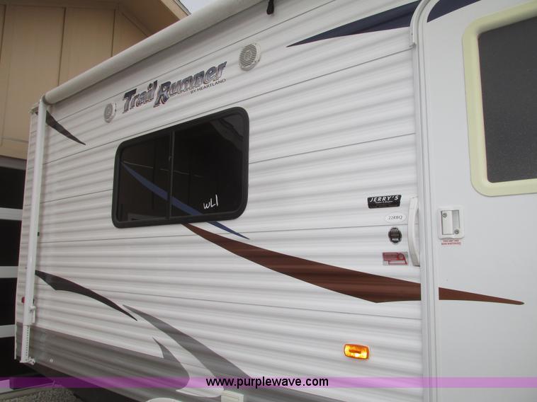 image for item H4731 2011 Heartland Trail Runner 22 camper