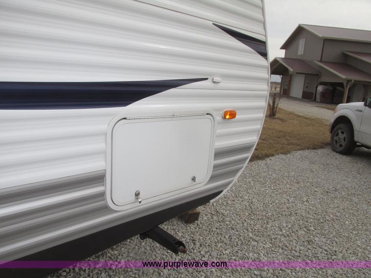 image for item H4731 2011 Heartland Trail Runner 22 camper