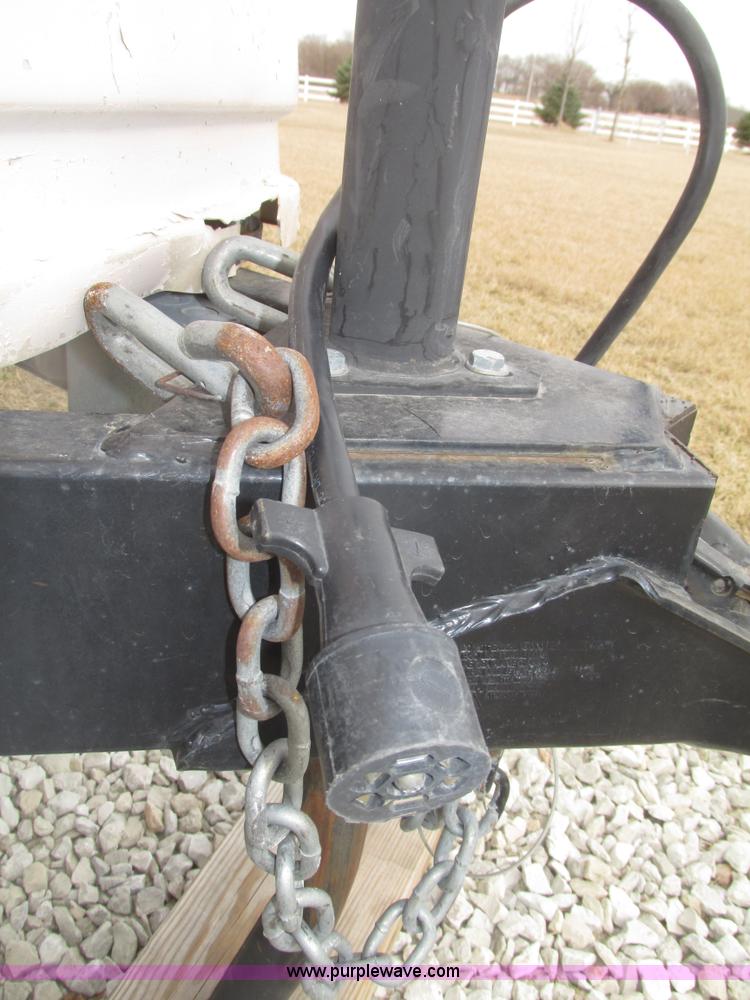 image for item H4731 2011 Heartland Trail Runner 22 camper