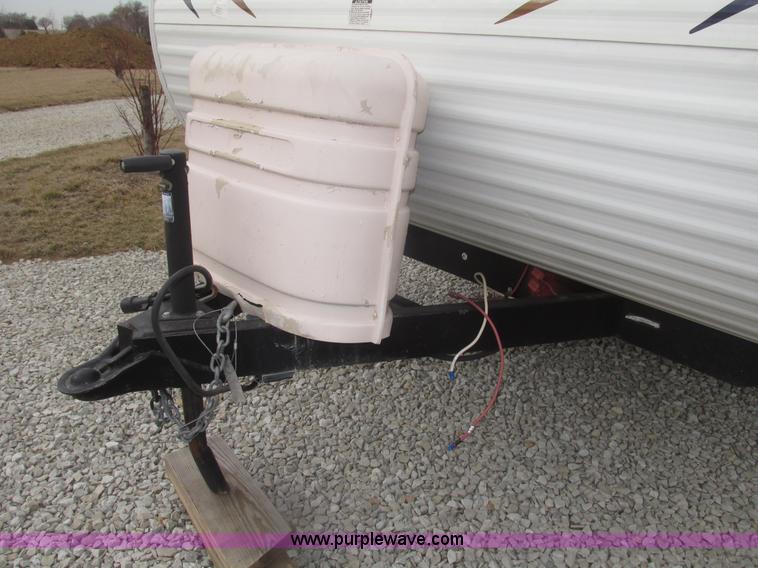 image for item H4731 2011 Heartland Trail Runner 22 camper