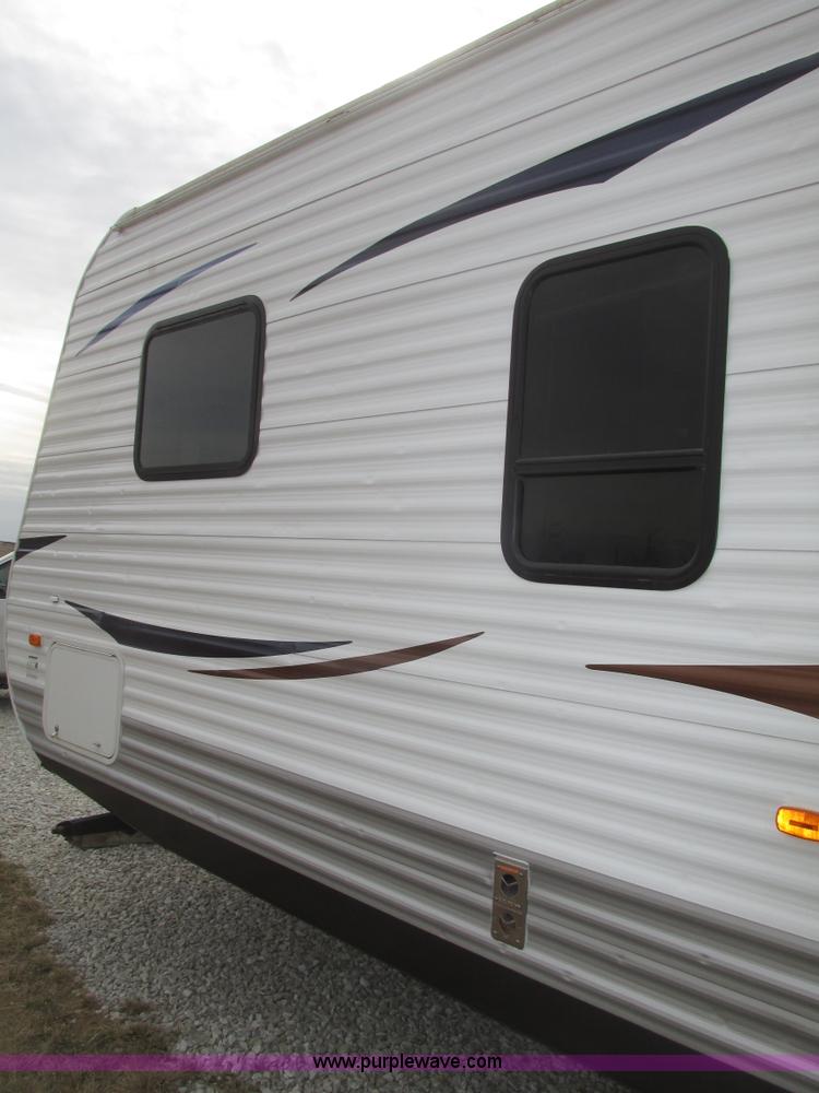 image for item H4731 2011 Heartland Trail Runner 22 camper