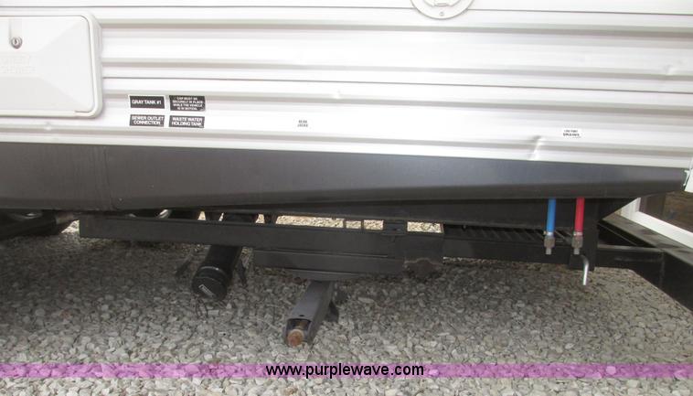 image for item H4731 2011 Heartland Trail Runner 22 camper